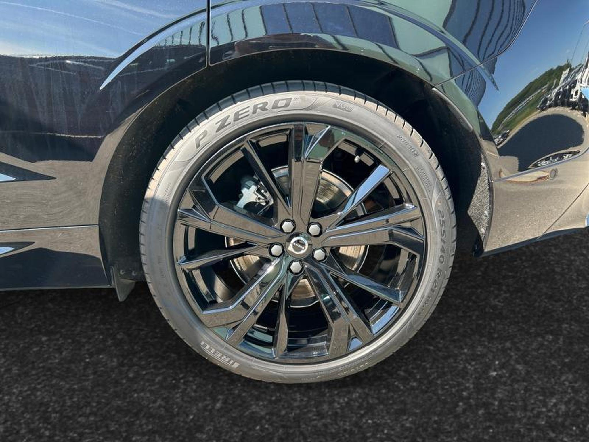 Volvo XC60 – Image 9