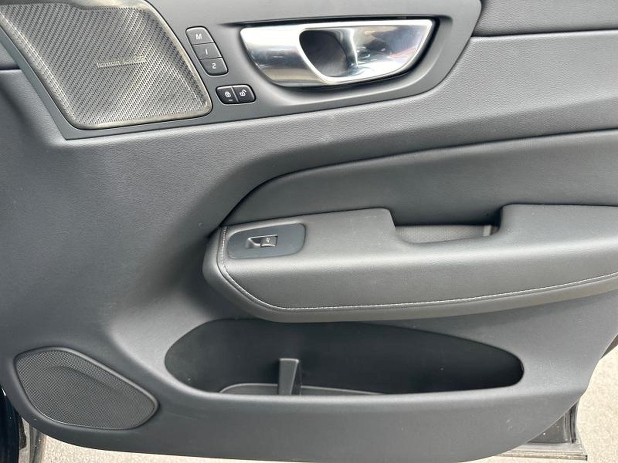 Volvo XC60 – Image 2