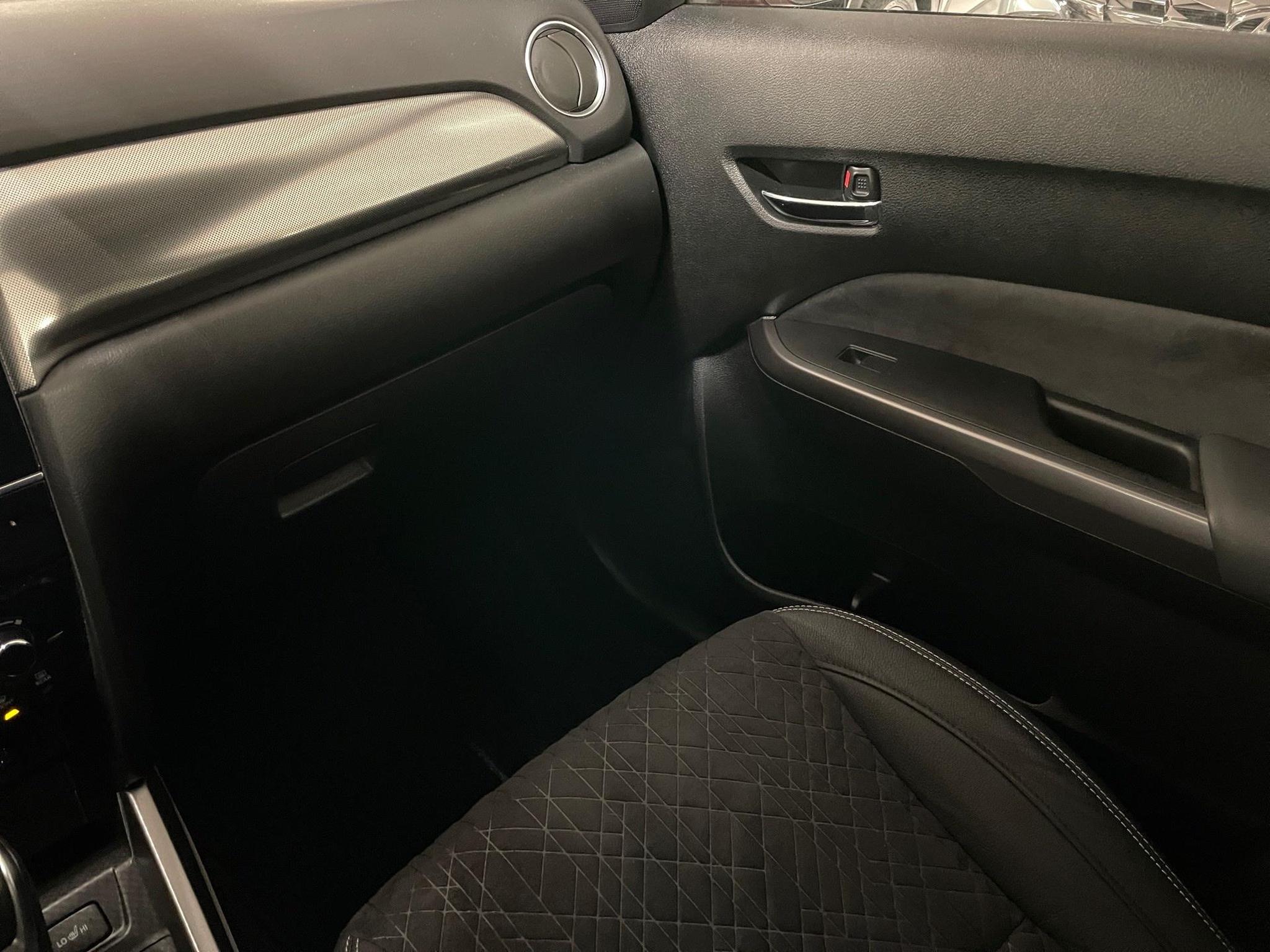 Suzuki Vitara – Image 9