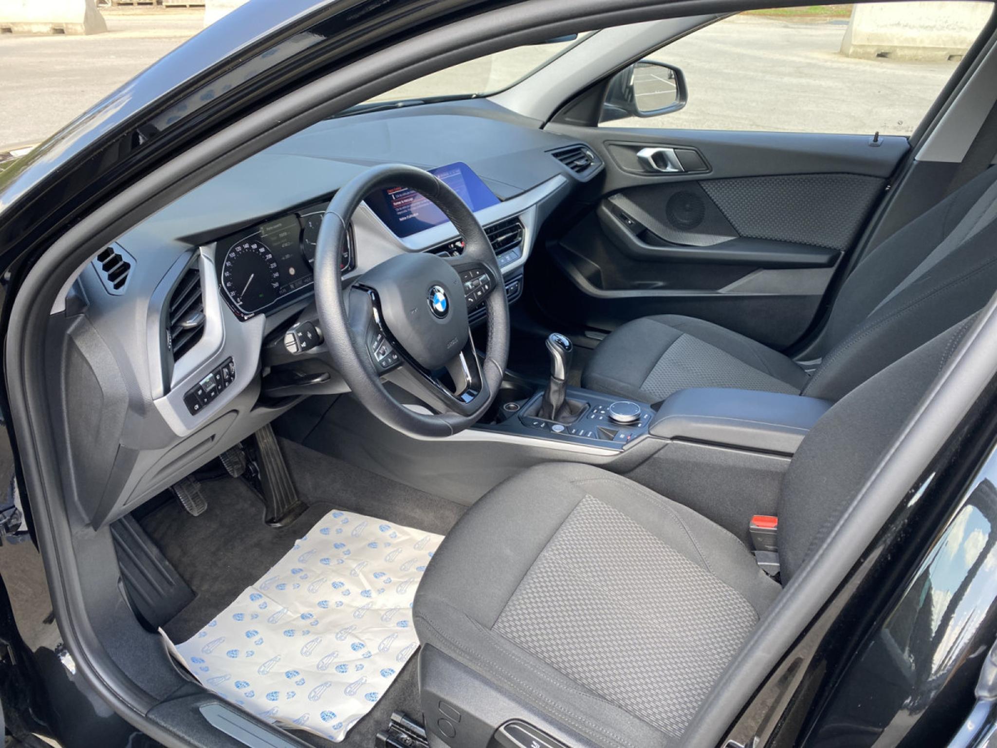 BMW 116 – Image 14