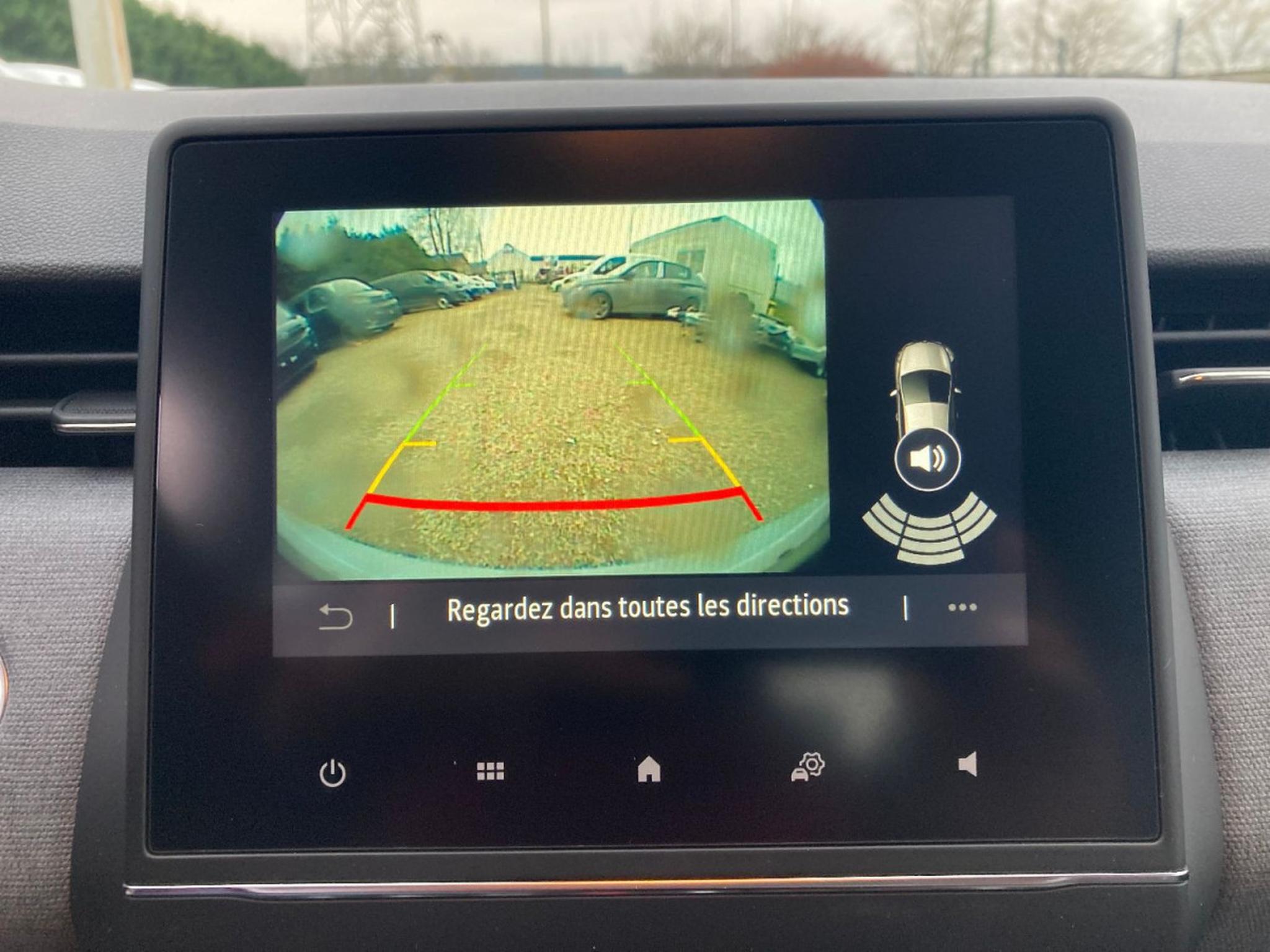 Renault Clio – Image 6