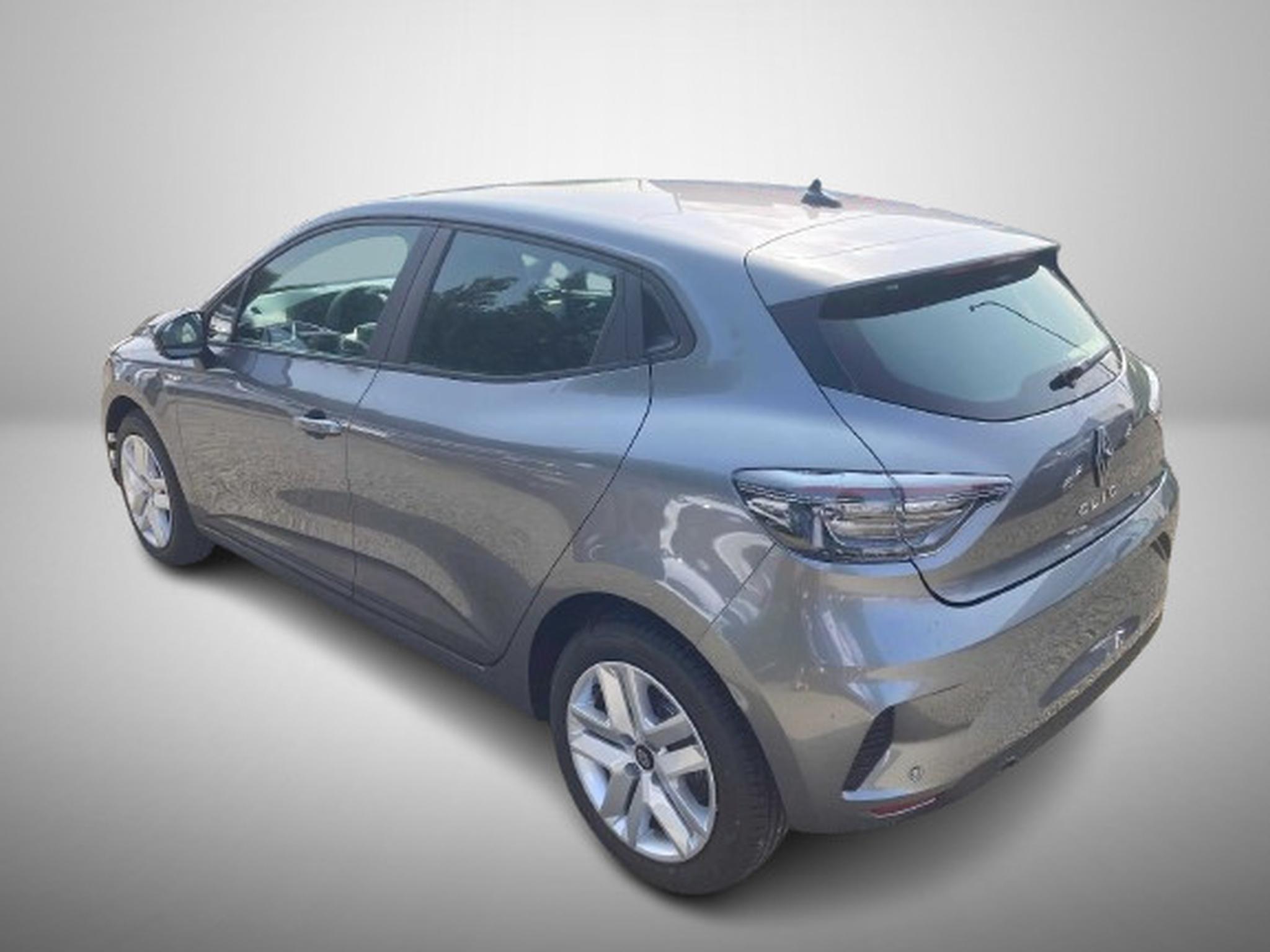 Renault Clio – Image 23