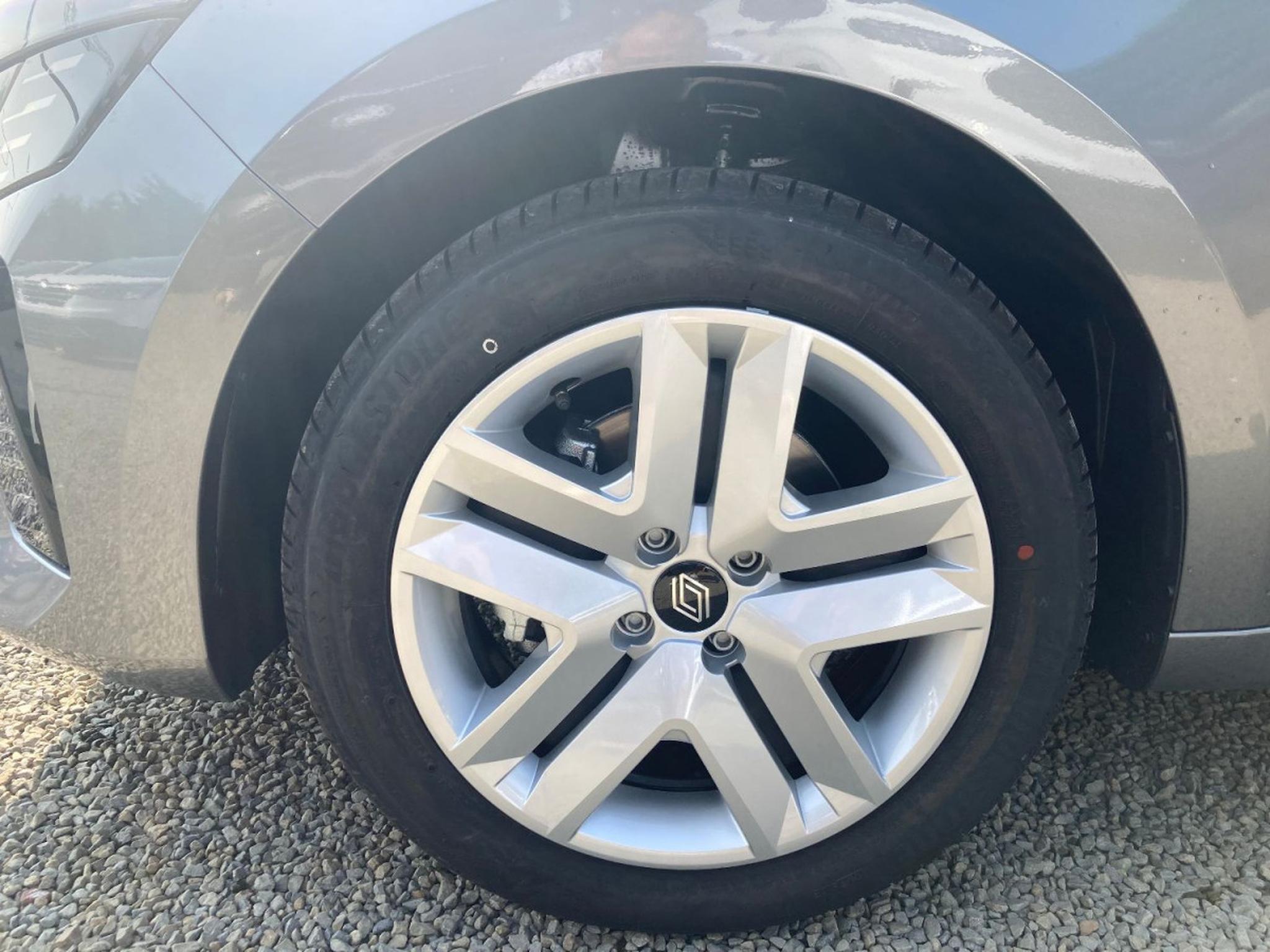 Renault Clio – Image 20