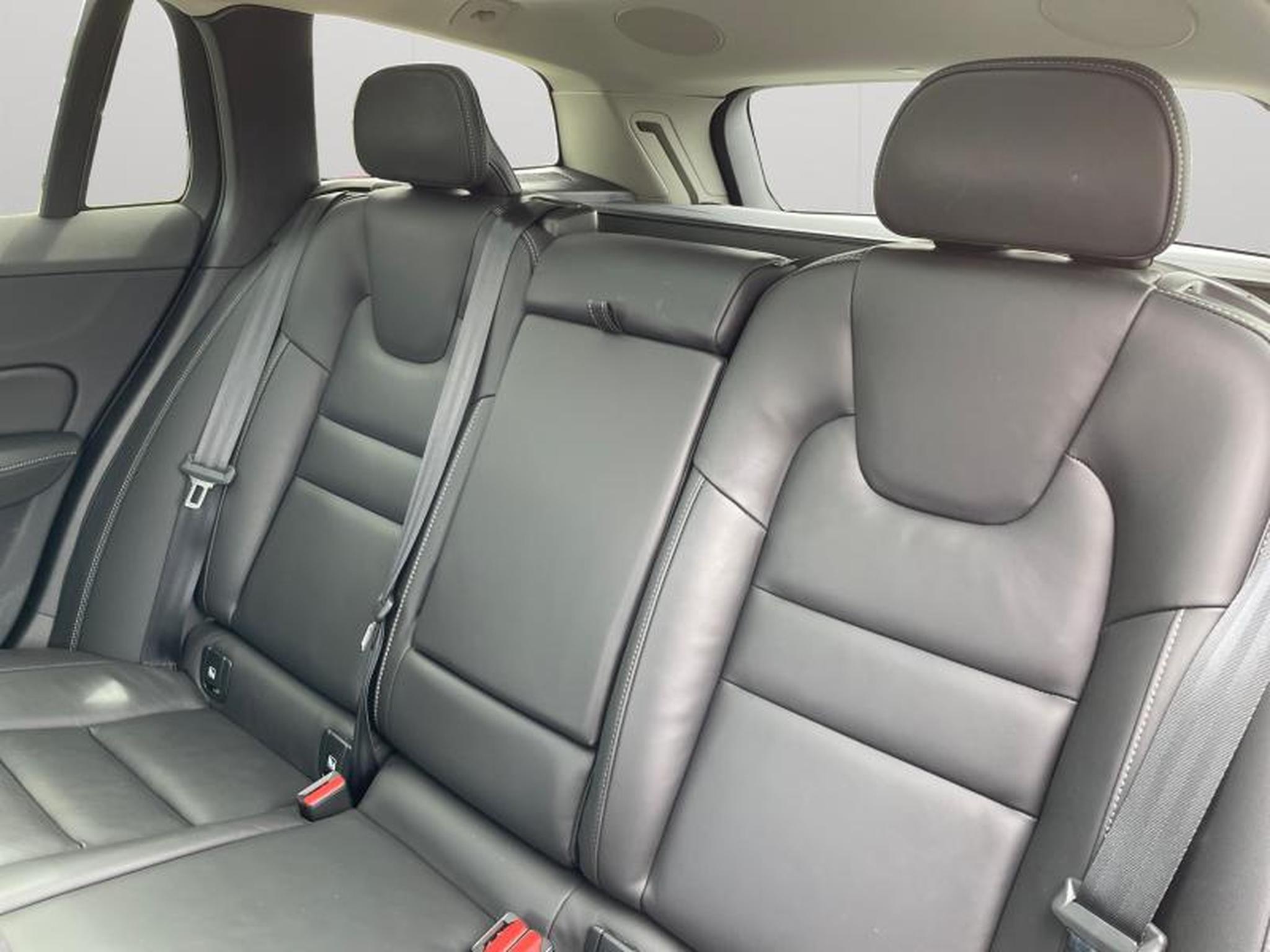 Volvo V60 – Image 22