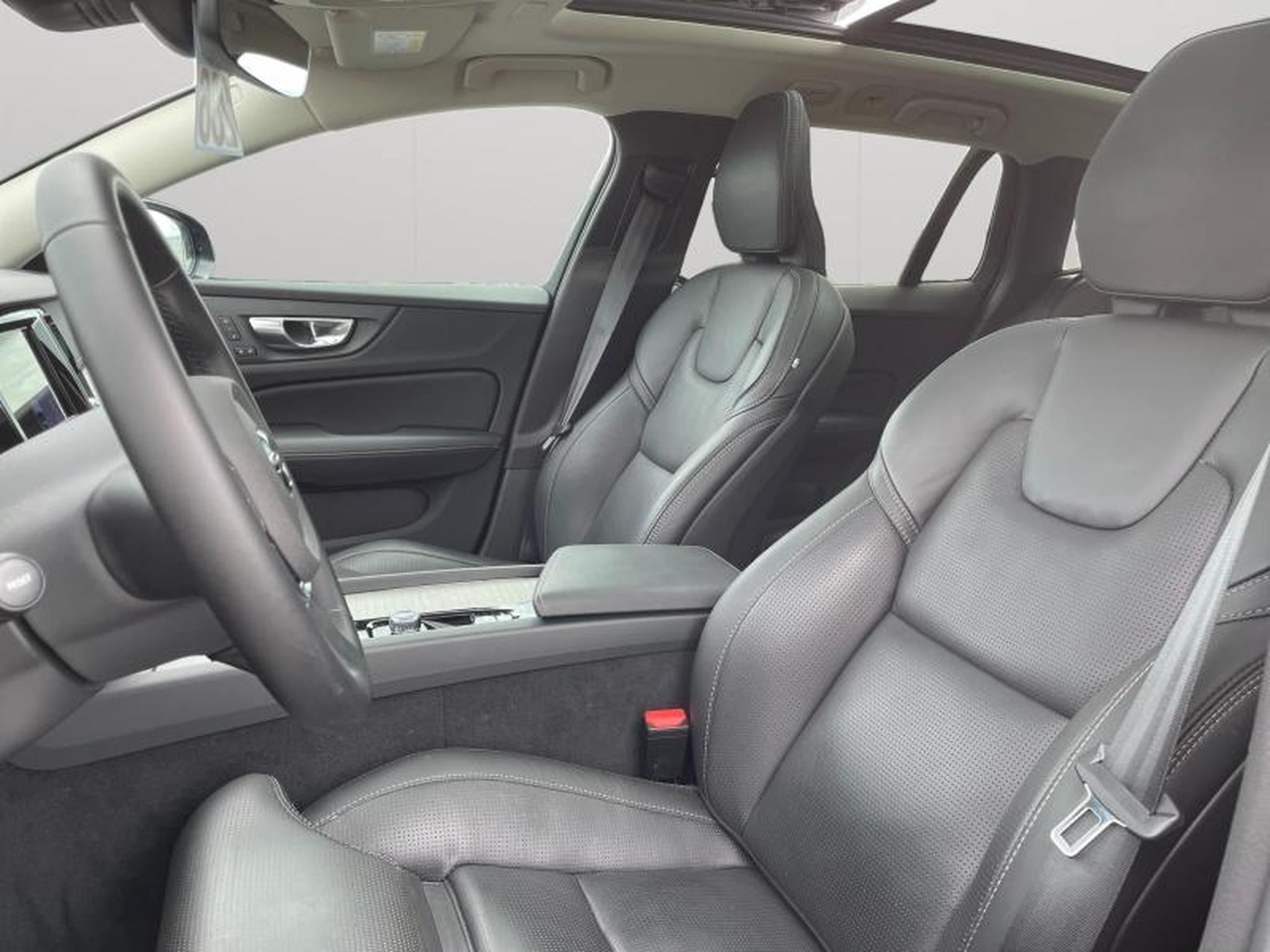 Volvo V60 – Image 14