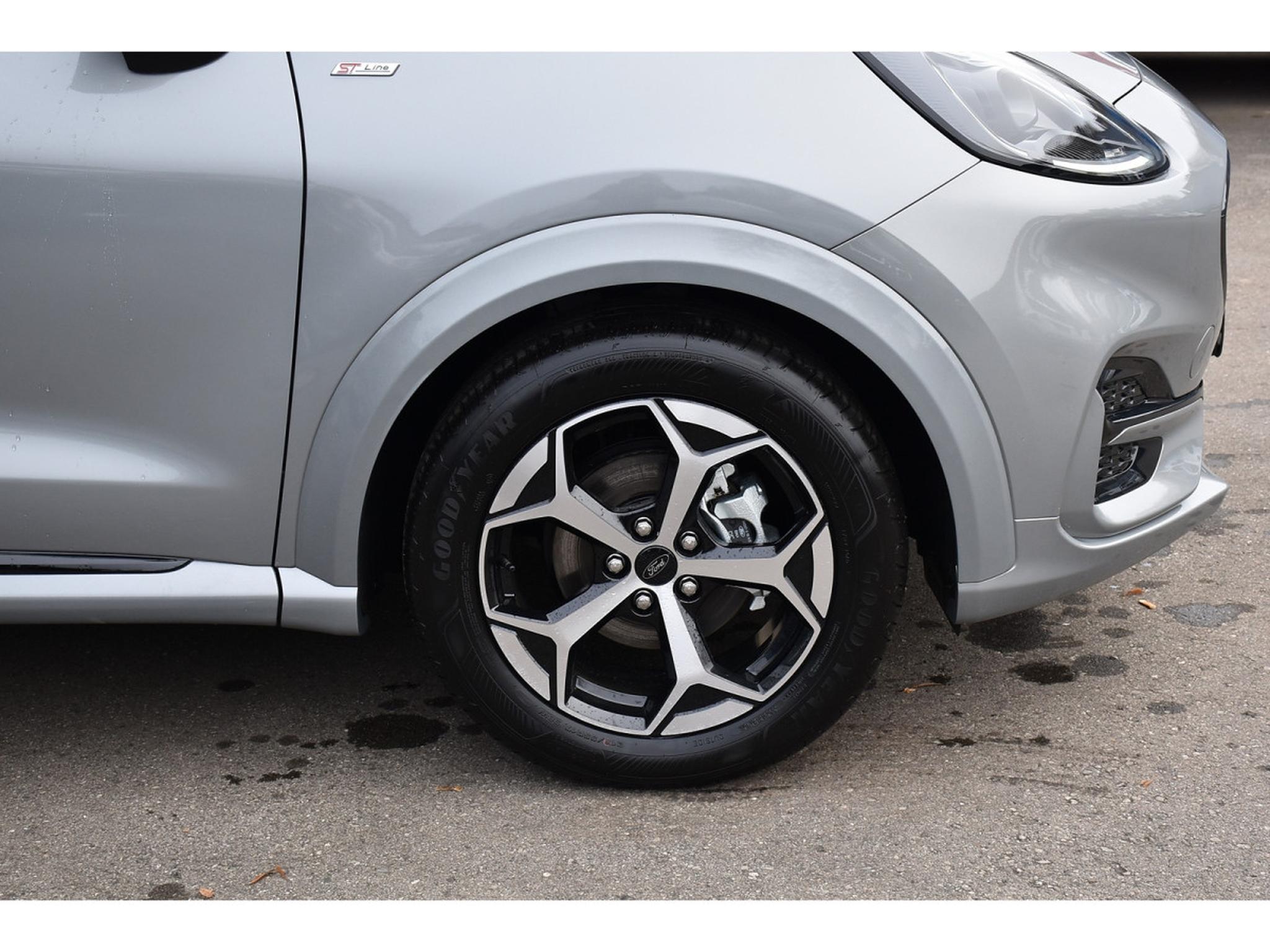 Ford Puma – Image 11