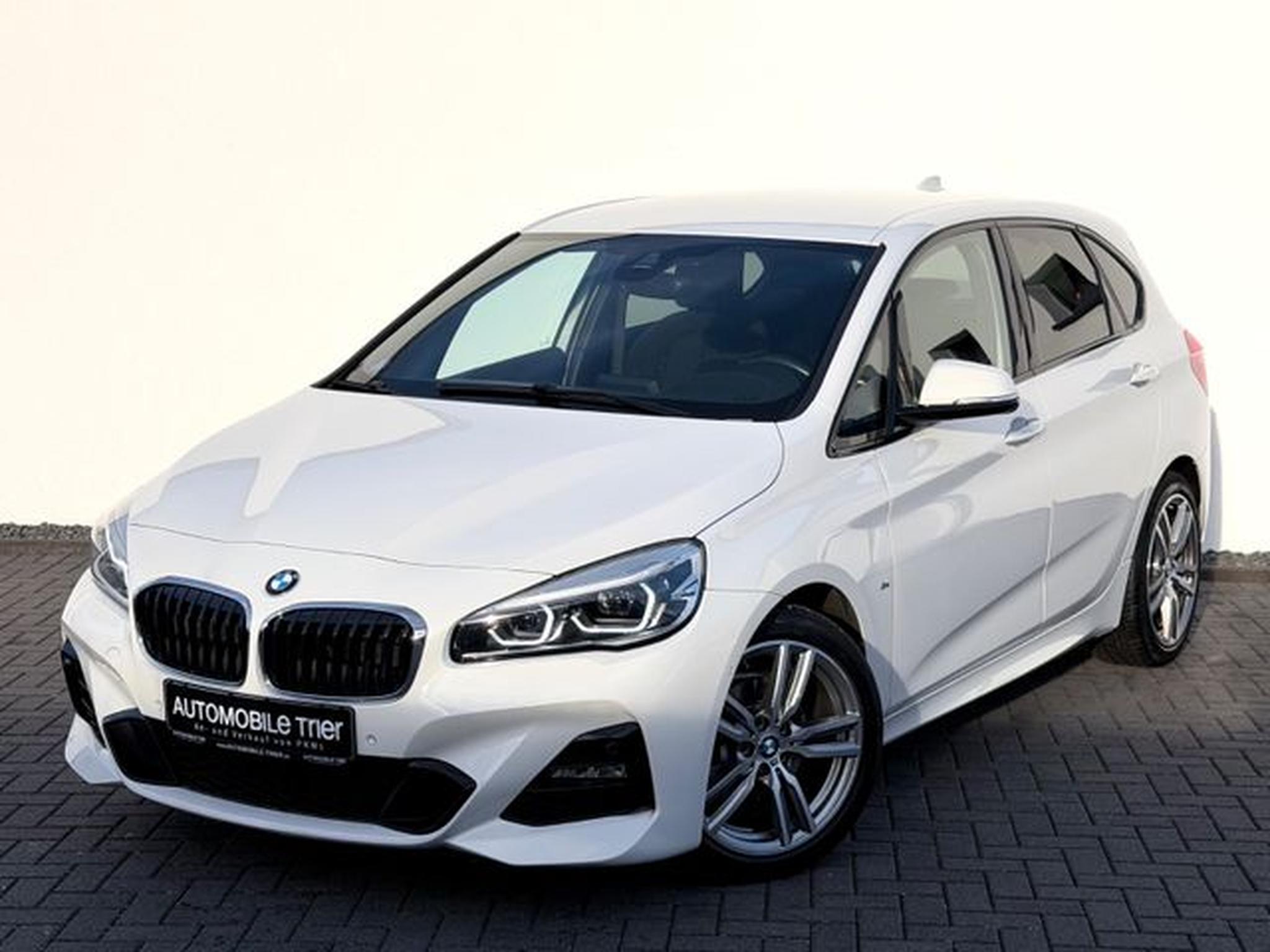 BMW 218 – Image 17