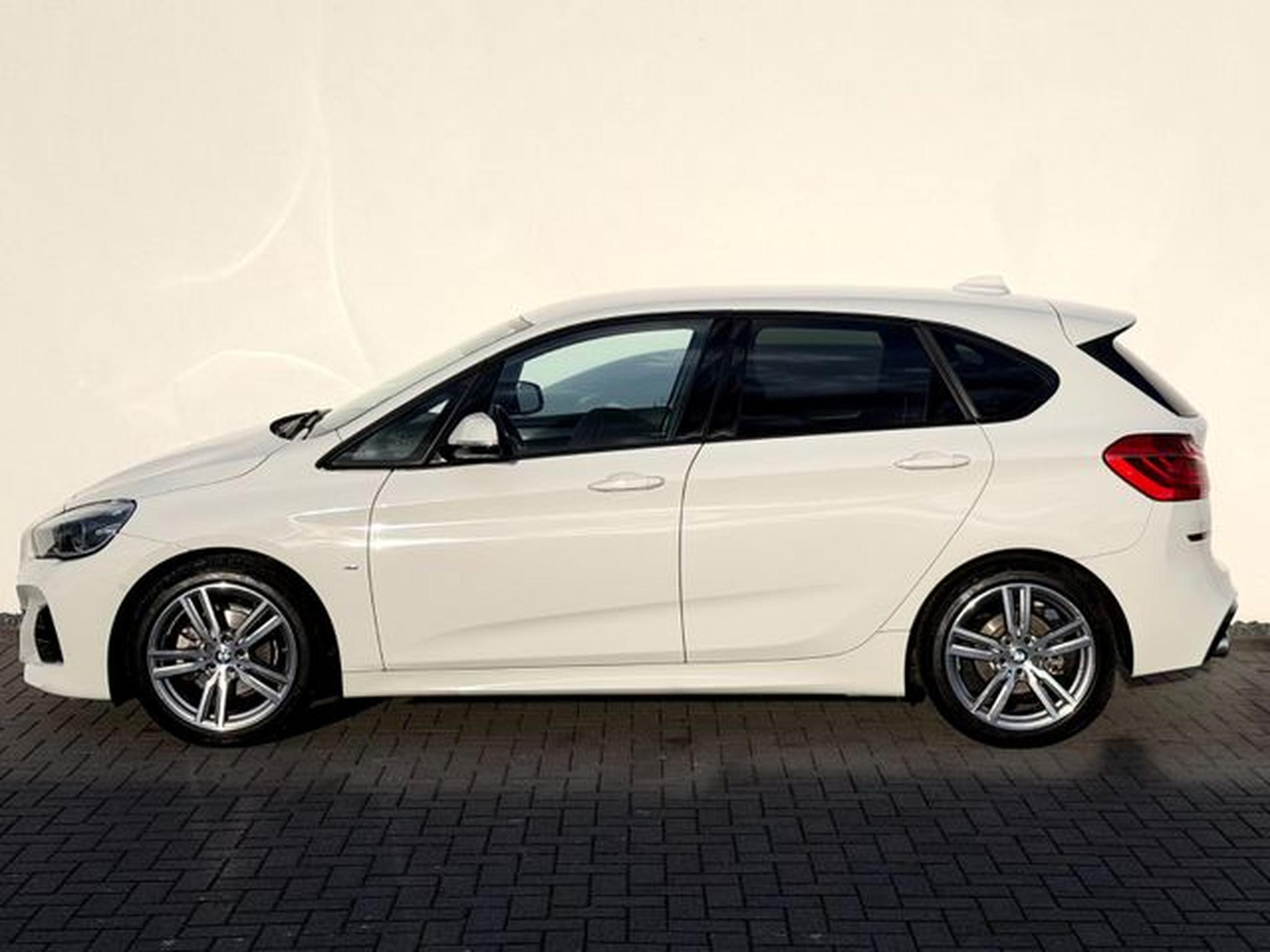 BMW 218 – Image 10