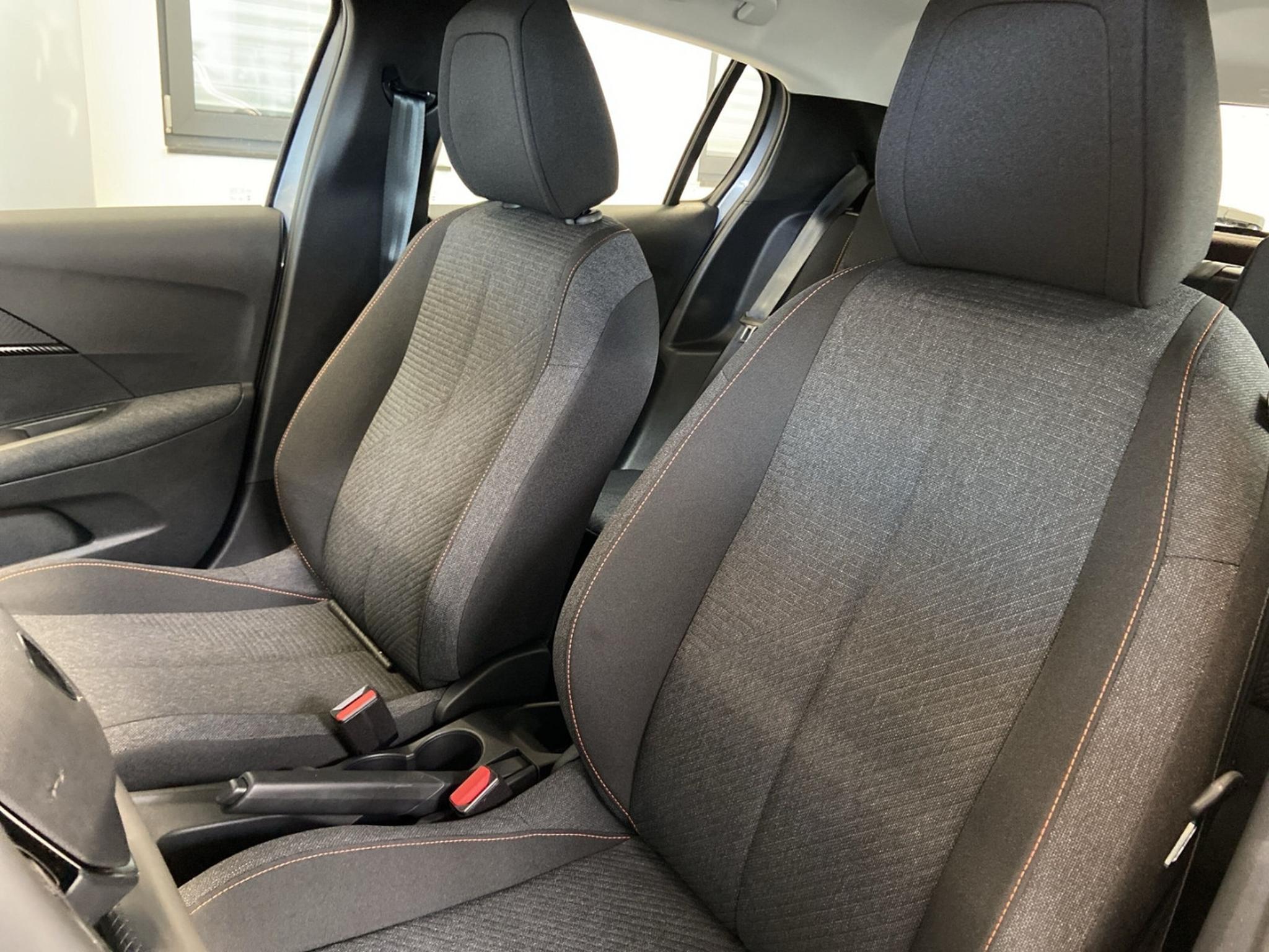 Peugeot 208 – Image 3