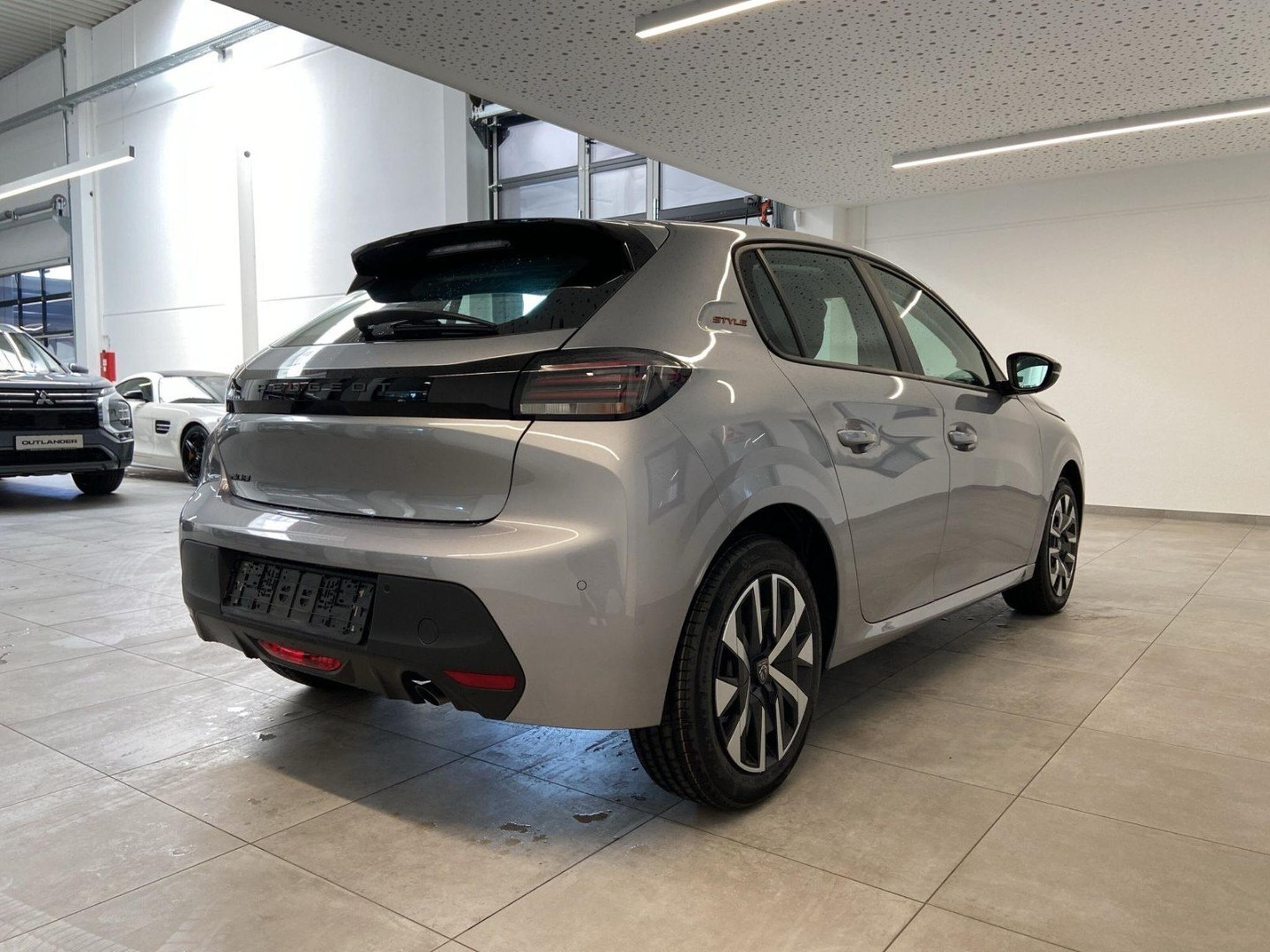 Peugeot 208 – Image 2