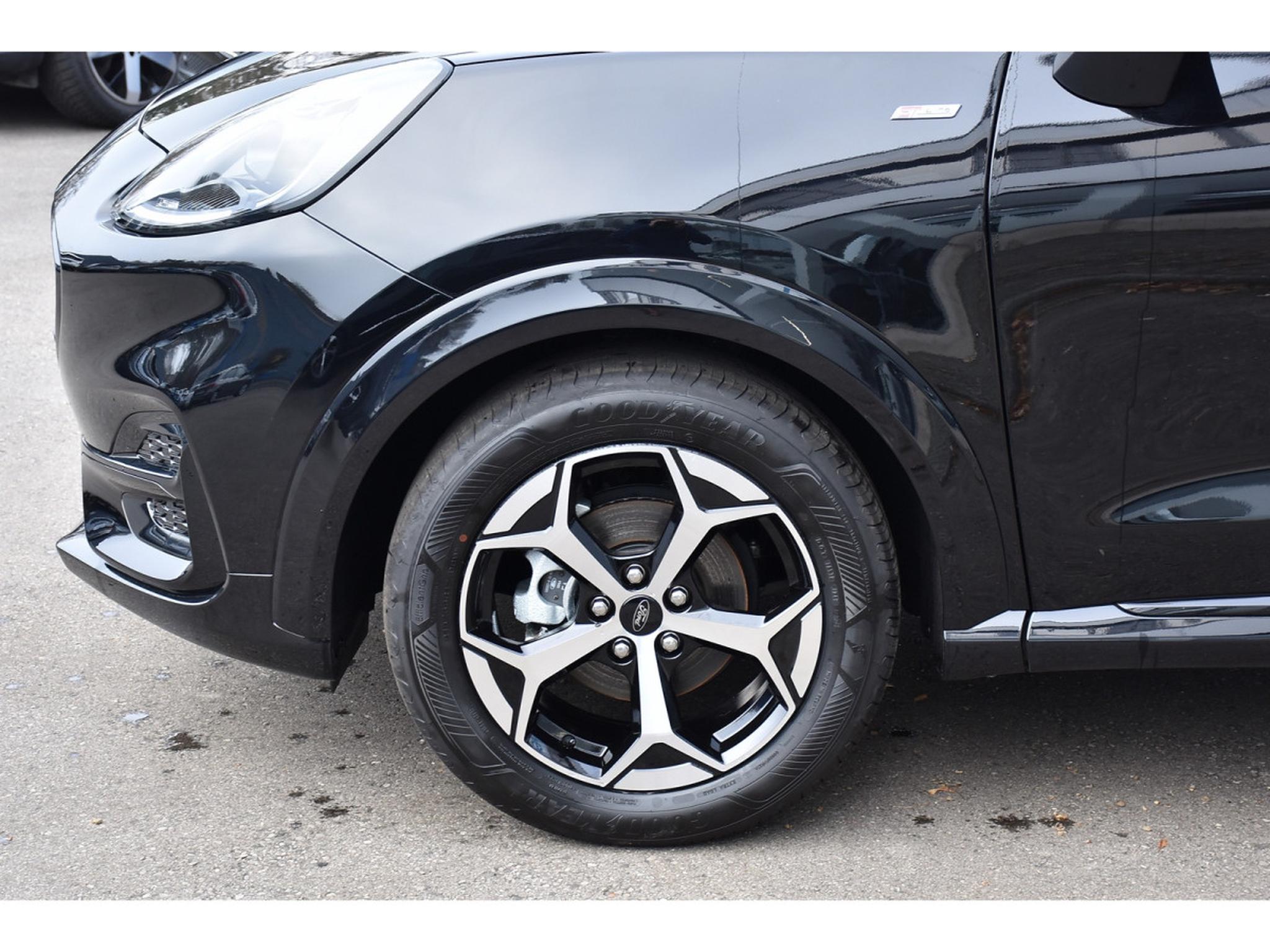 Ford Puma – Image 9