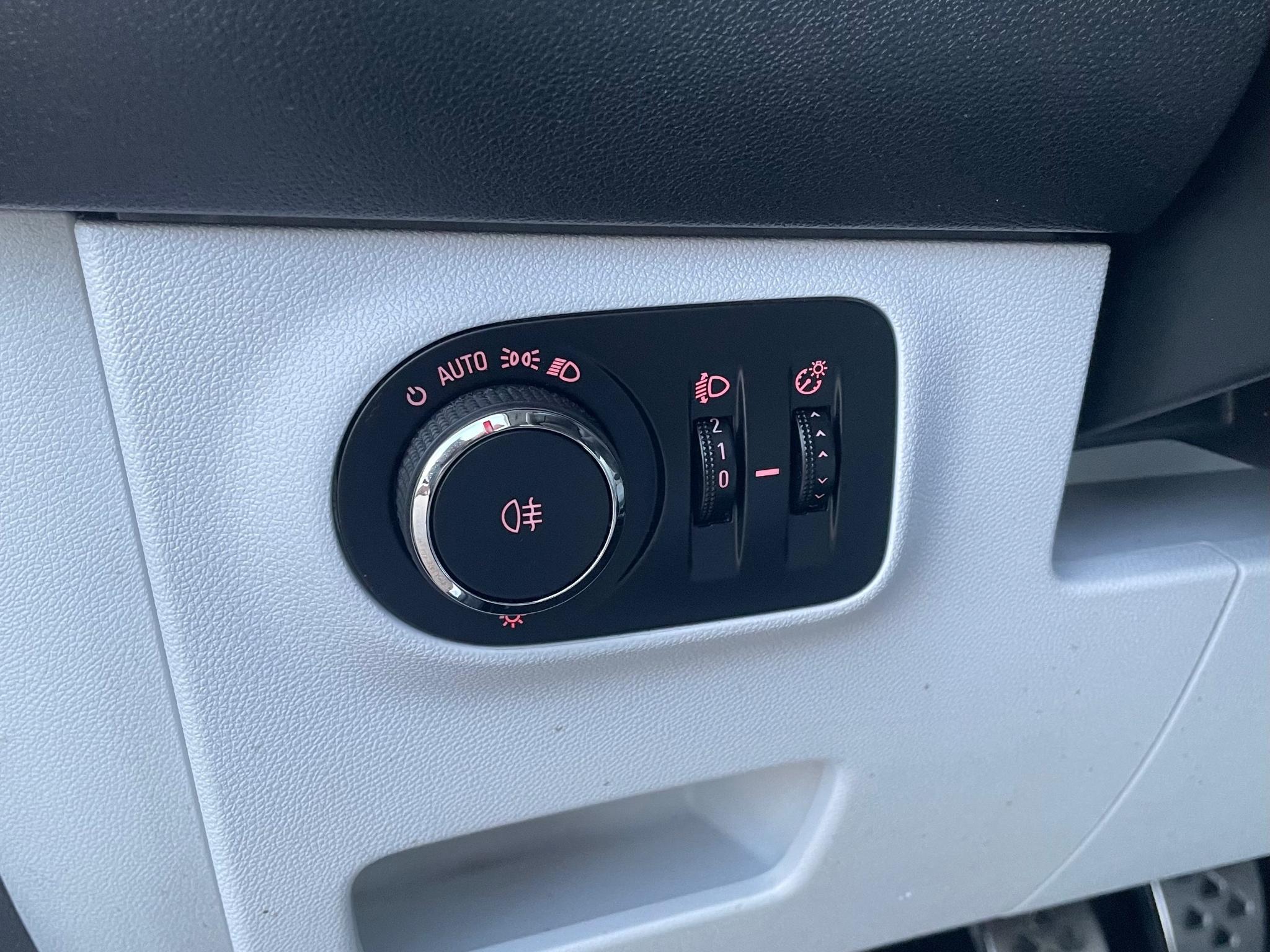 Opel Adam – Image 12