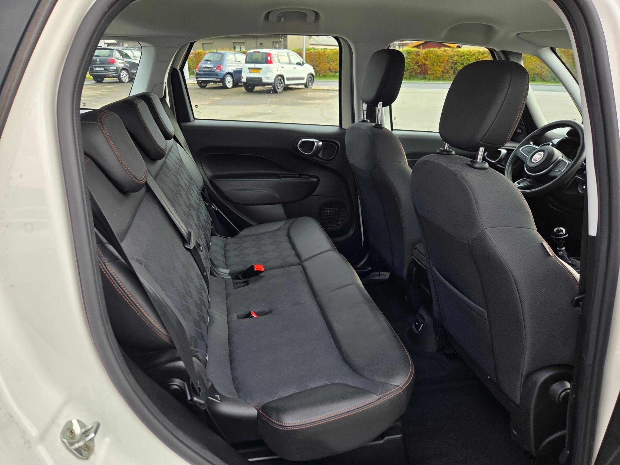 Fiat 500L – Image 9