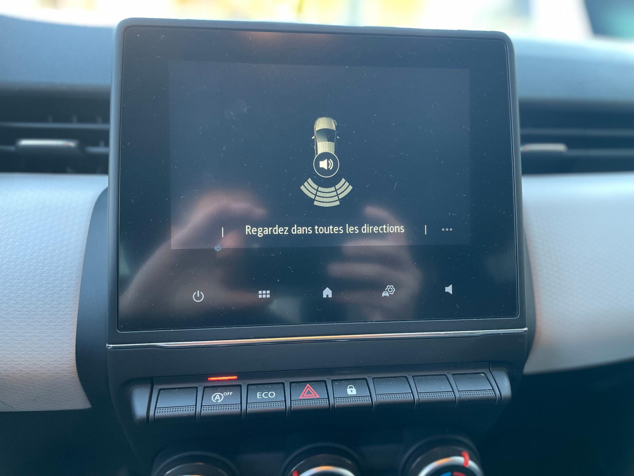 Renault Clio – Image 6