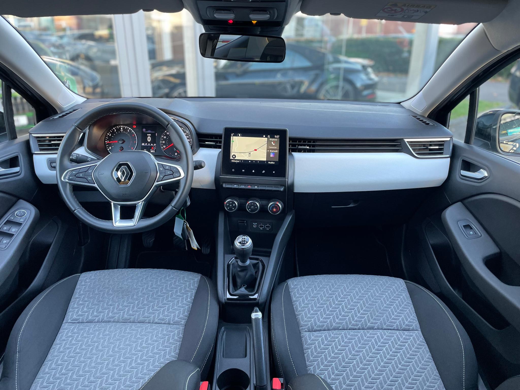 Renault Clio – Image 2