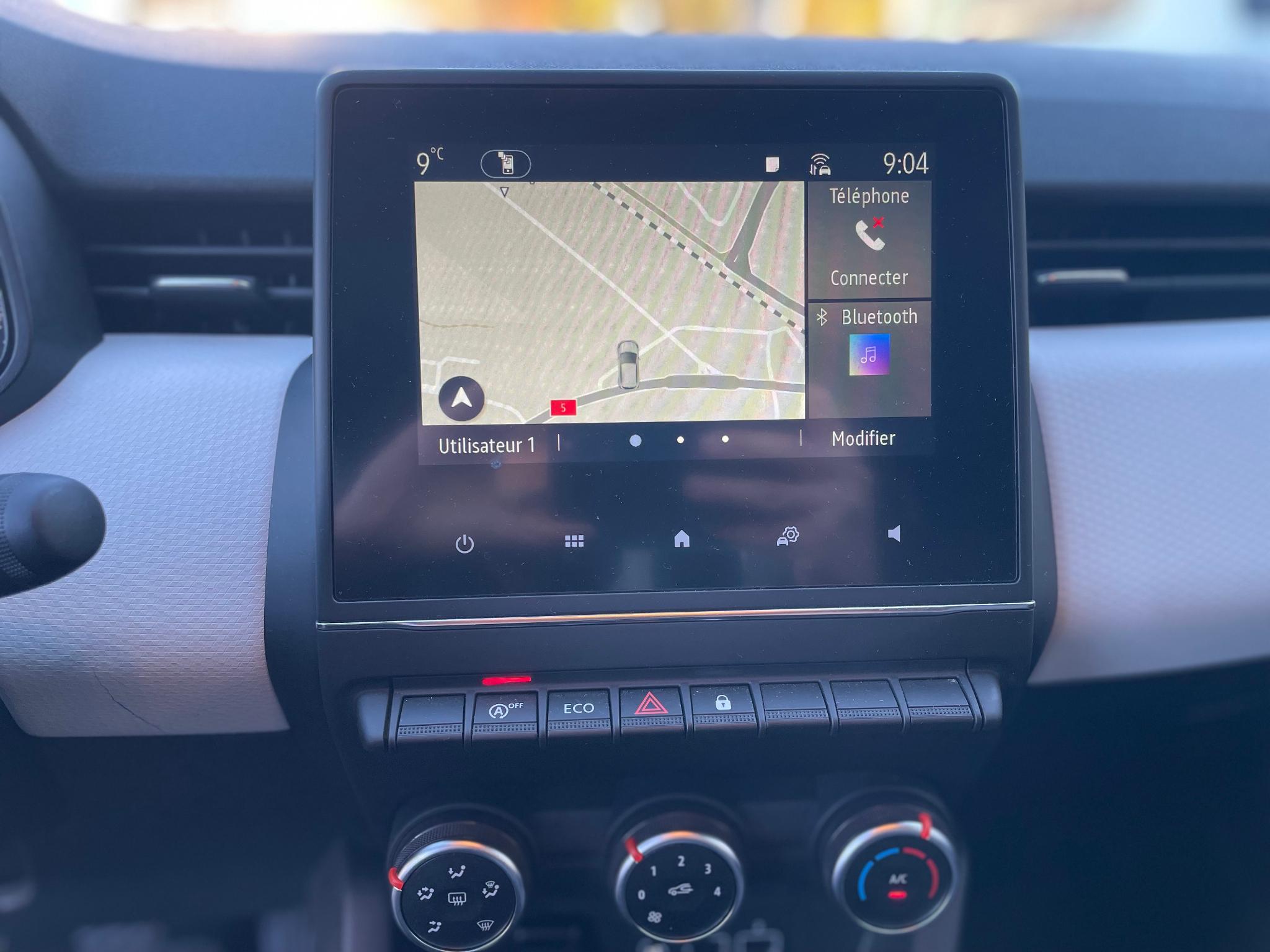 Renault Clio – Image 8