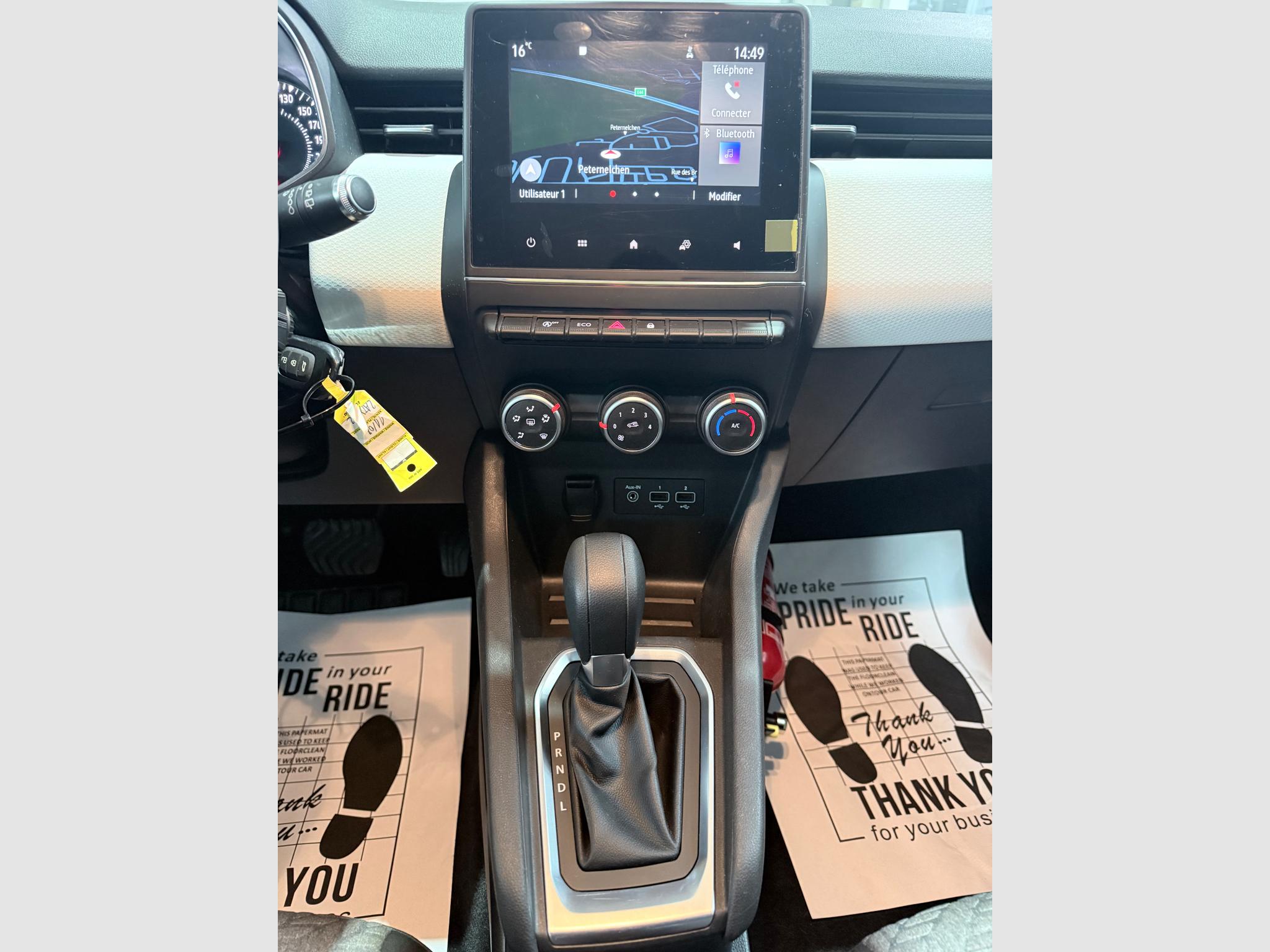 Renault Clio – Image 19