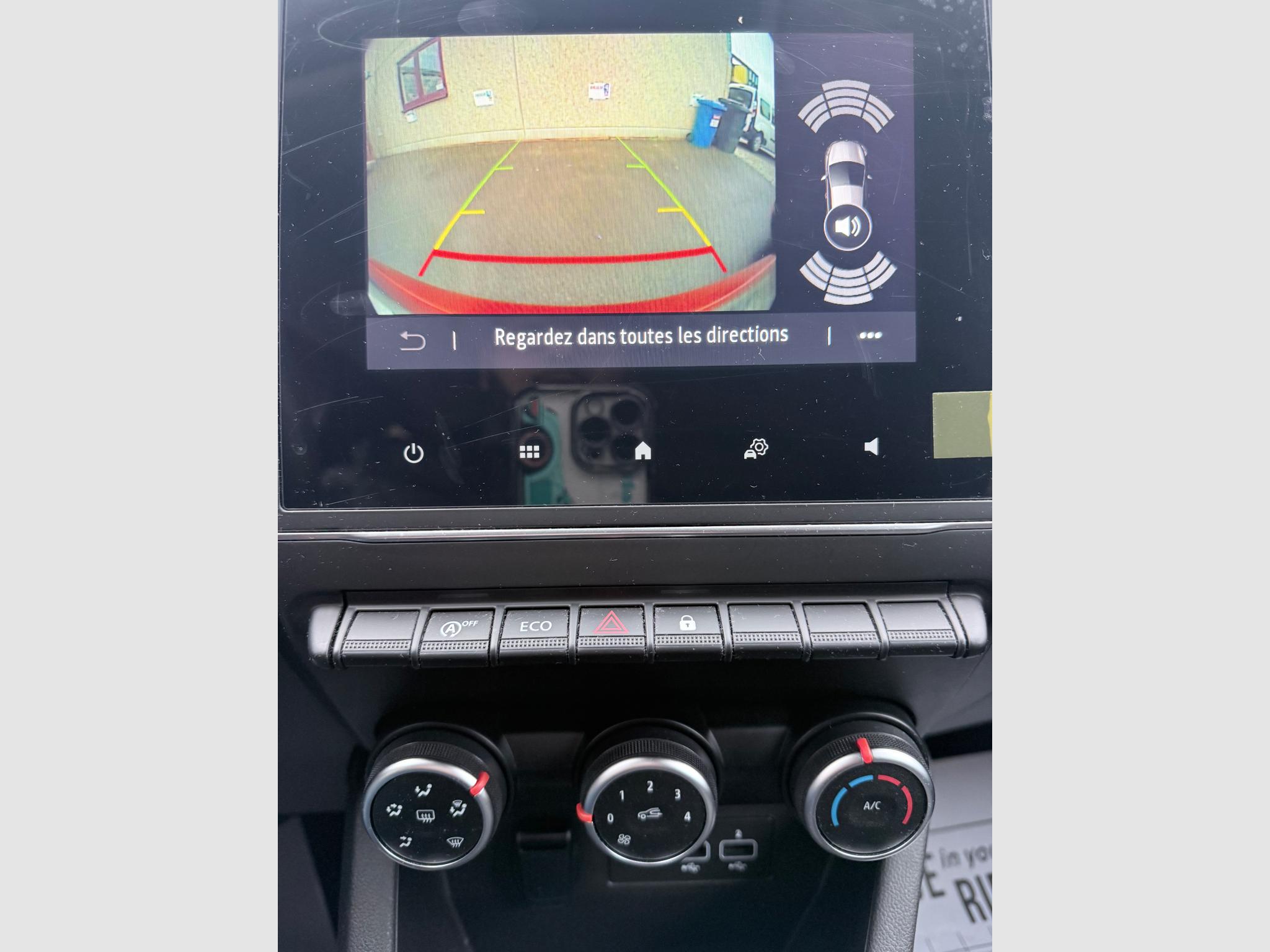 Renault Clio – Image 15