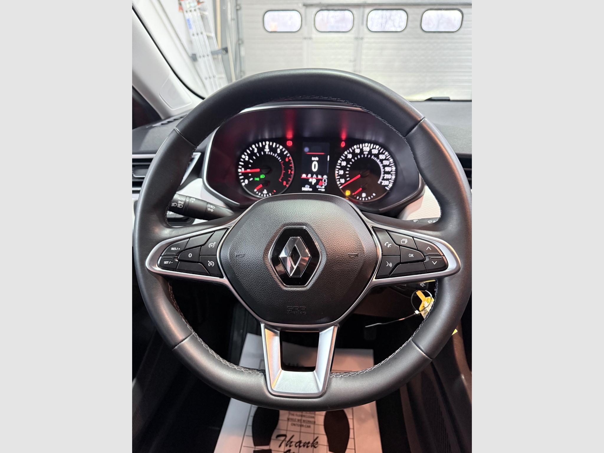 Renault Clio – Image 12