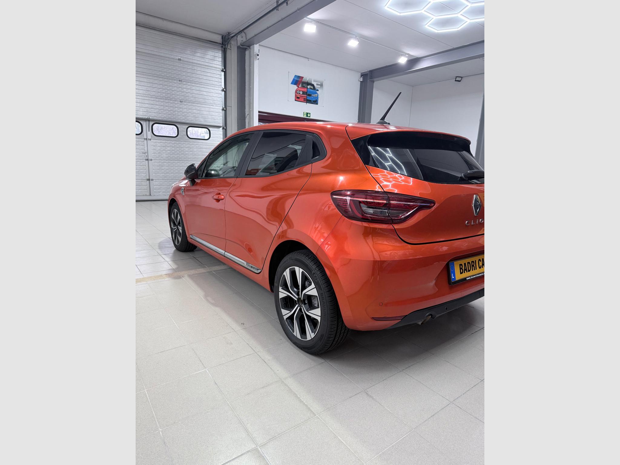 Renault Clio – Image 4