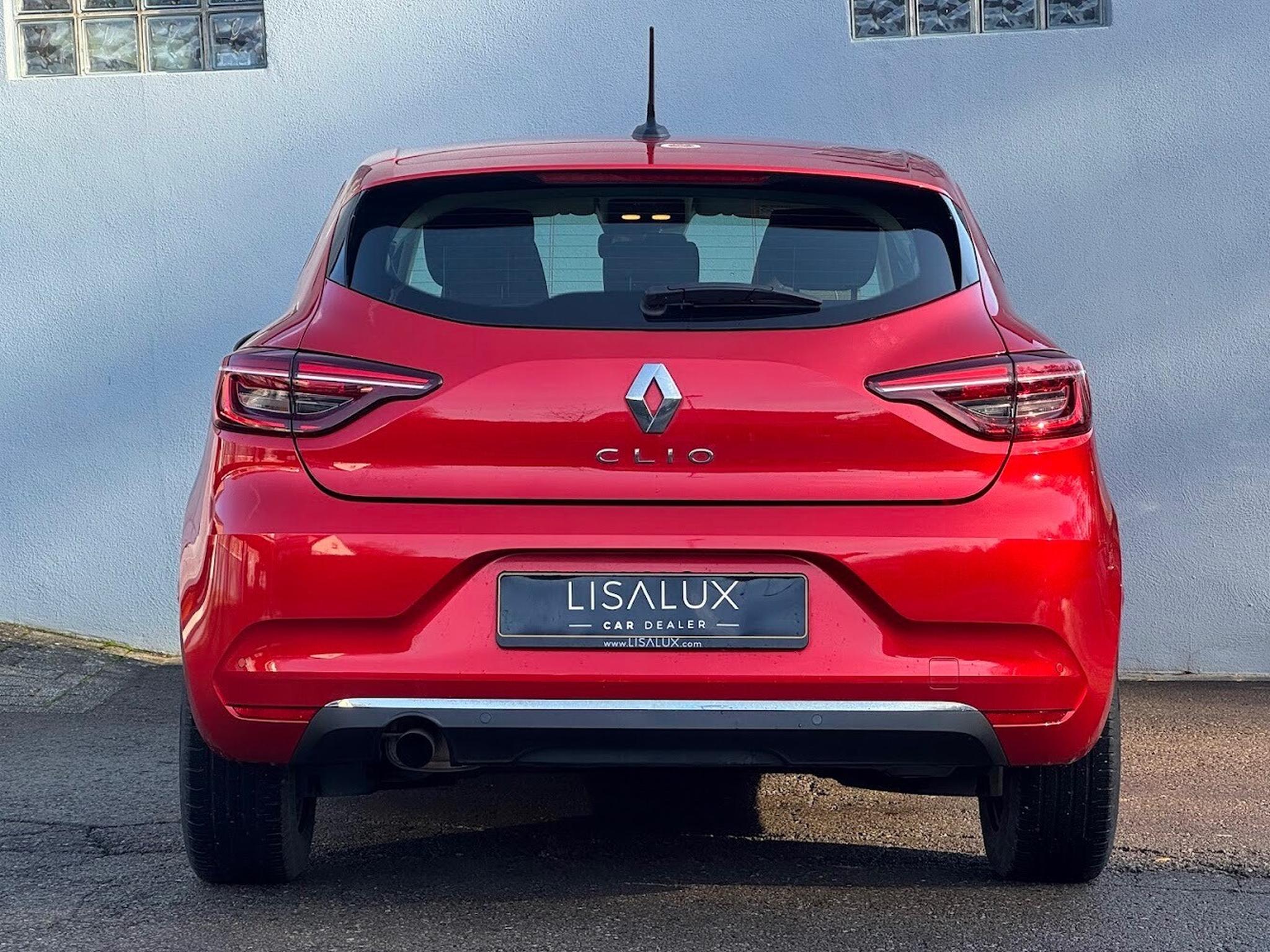 Renault Clio – Image 13