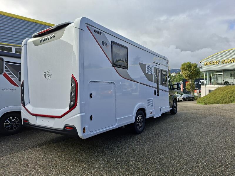 camping-car RAPIDO 696F 65 ans NEUF – Image 2