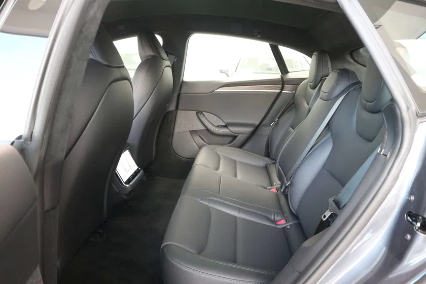 Tesla Model S – Image 10