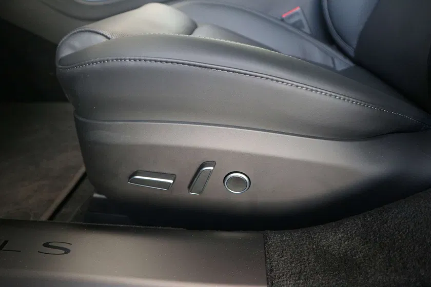 Tesla Model S – Image 8