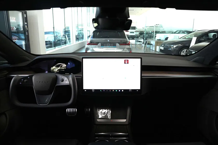 Tesla Model S – Image 7