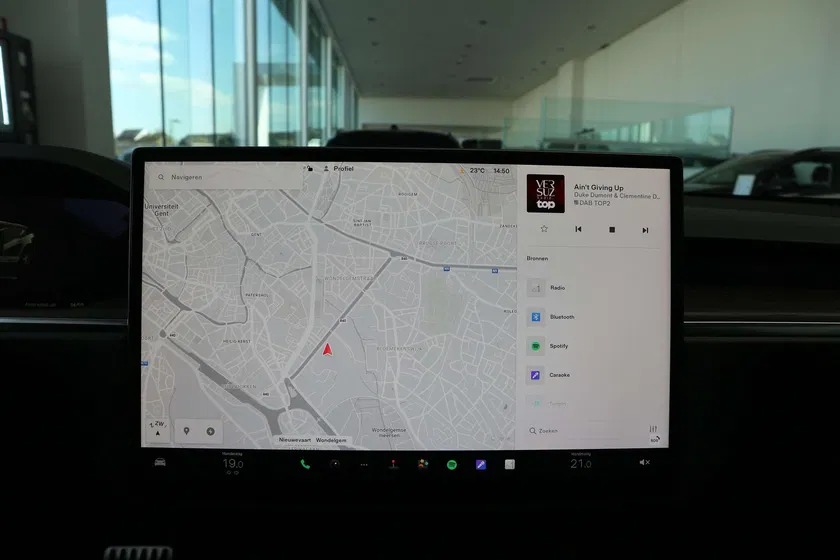 Tesla Model S – Image 3