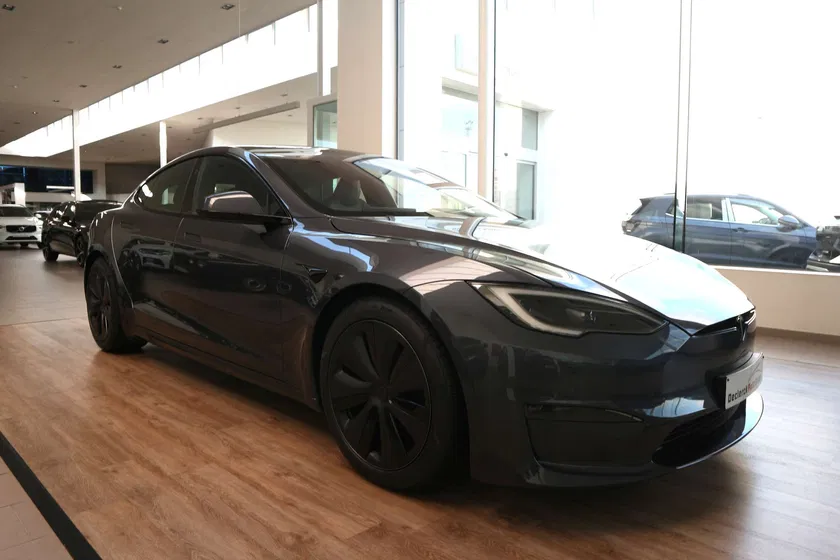 Tesla Model S – Image 24