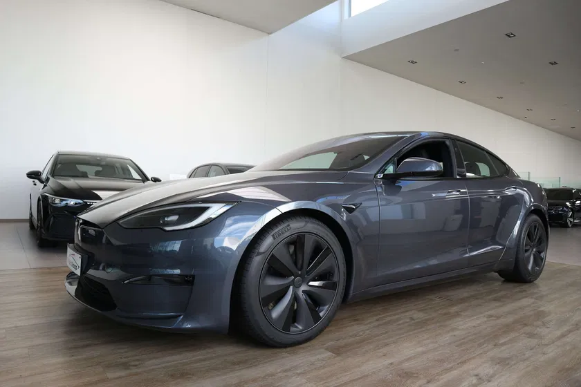 Tesla Model S – Image 27