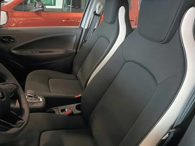 Renault ZOE – Image 4
