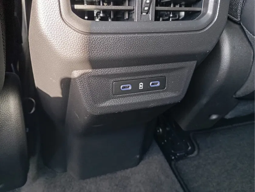 Renault Rafale – Image 9