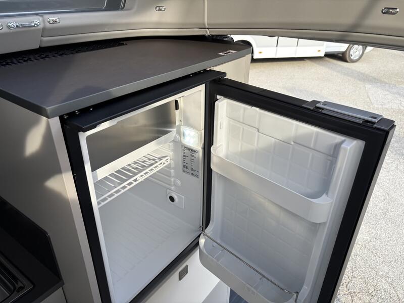 van WESTFALIA KELSEY Boite auto NEUF – Image 4