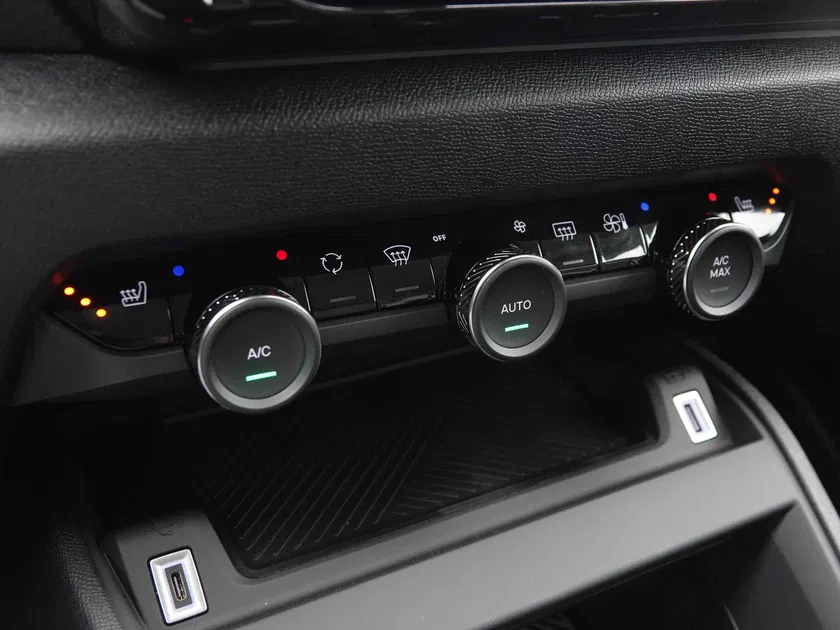 Citroen C4 – Image 10