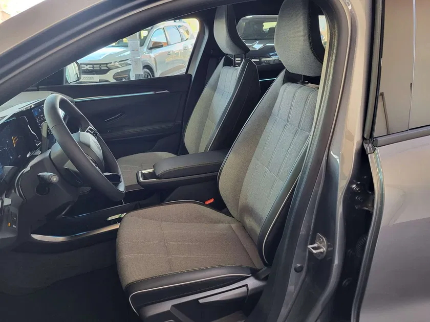 Renault Scenic – Image 18