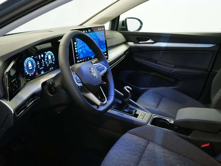 Volkswagen Golf – Image 30