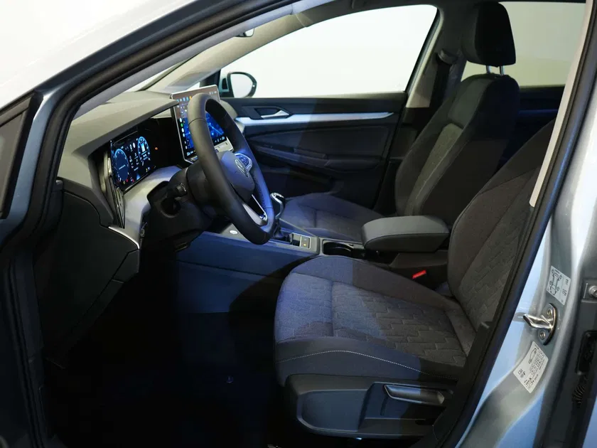 Volkswagen Golf – Image 29