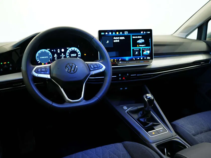 Volkswagen Golf – Image 7