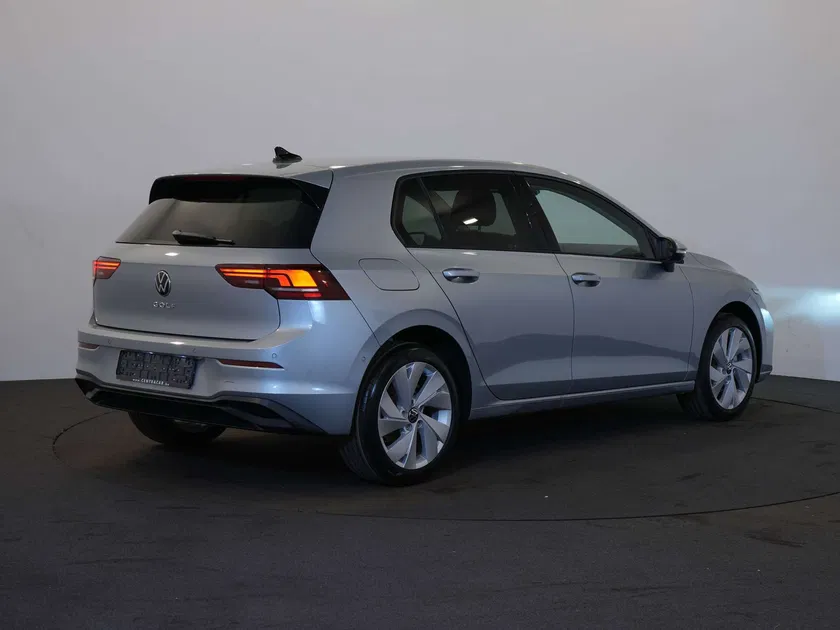 Volkswagen Golf – Image 33