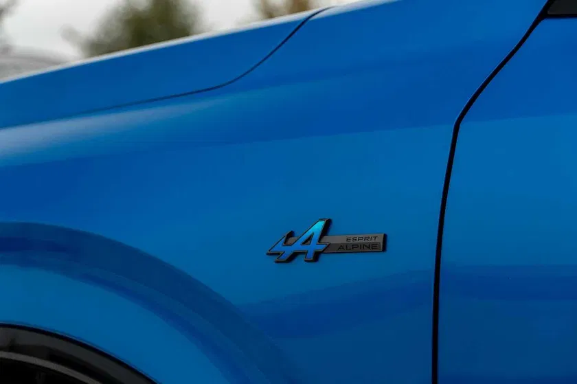 Renault Rafale – Image 29