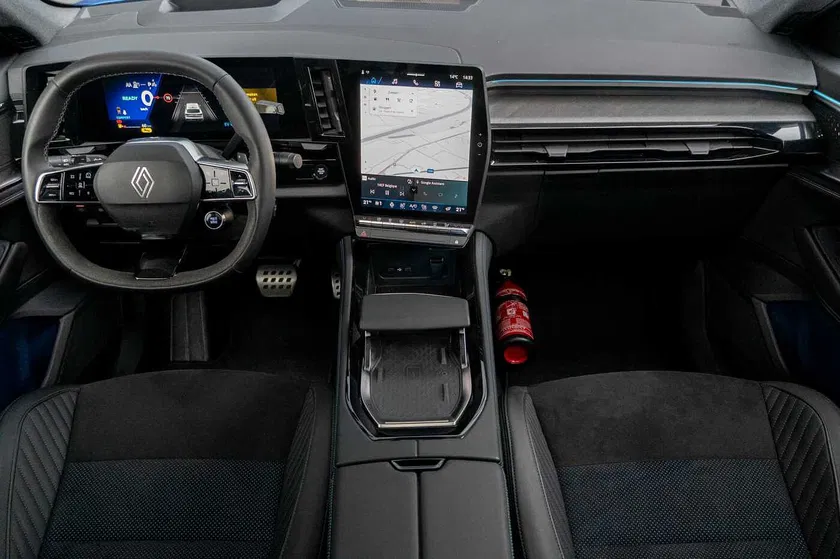 Renault Rafale – Image 18