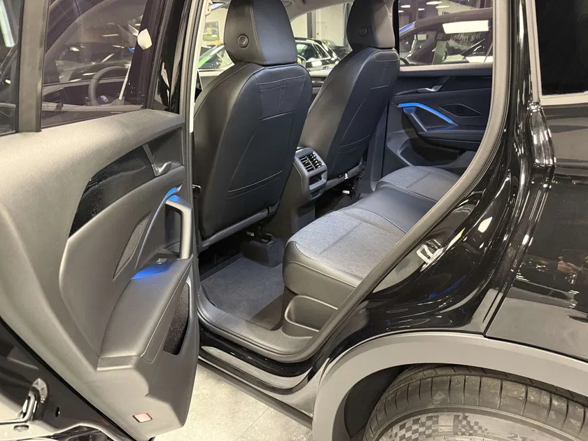 Volkswagen Tiguan – Image 12