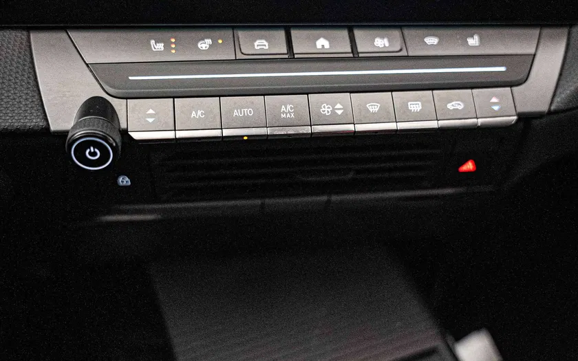 Opel Astra – Image 8