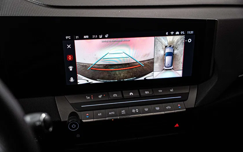 Opel Astra – Image 10