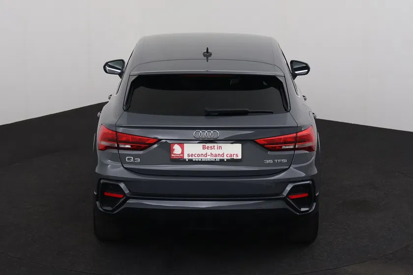 Audi Q3 Sportback – Image 24
