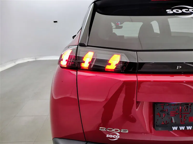 Peugeot 2008 – Image 13
