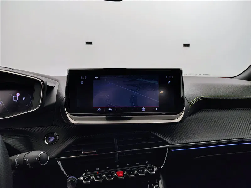 Peugeot 2008 – Image 18