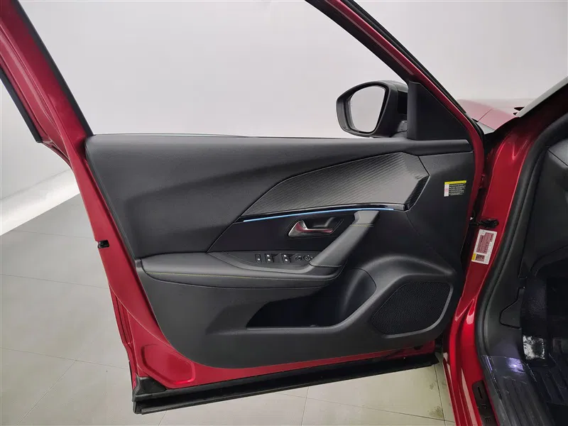 Peugeot 2008 – Image 12